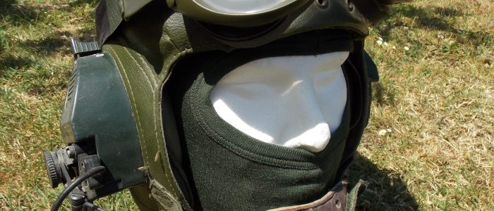 16 - Casque Equipage Engin Blindé porté au GBGM Escadron 16-1 sur VBRG VERSAILLES SATORY